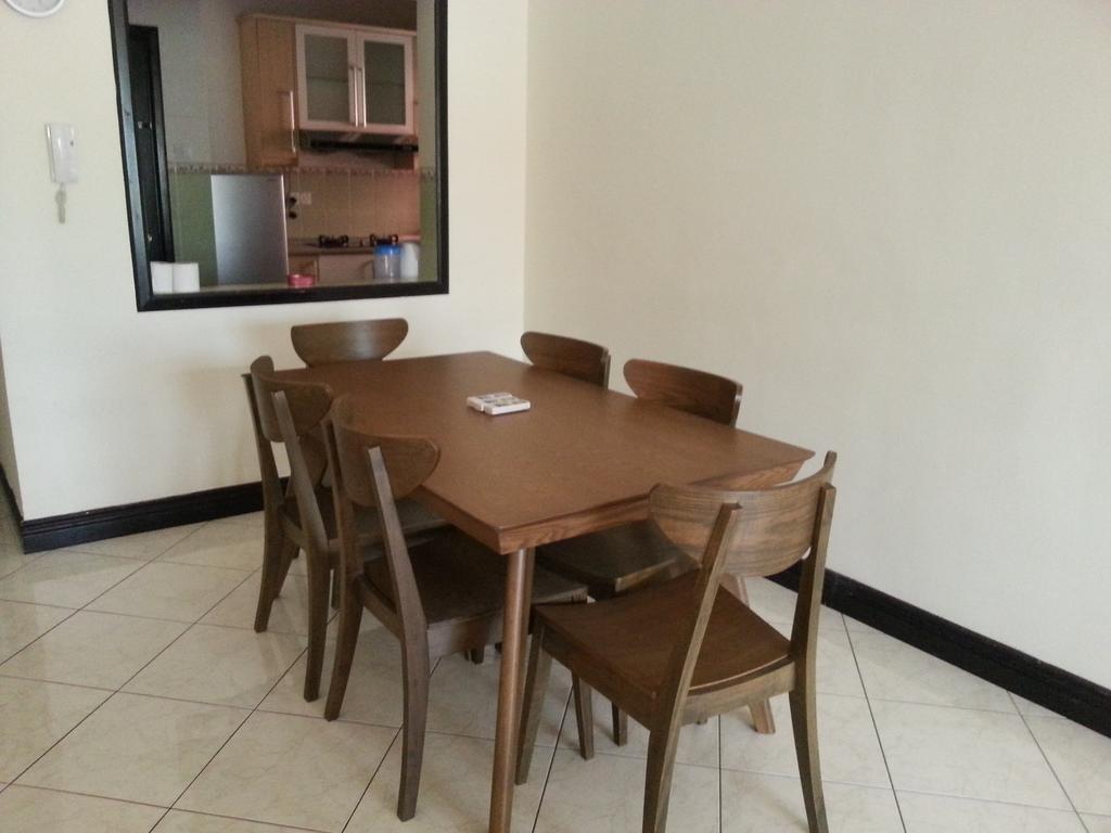 Homestay Marina Court Resort Кота-Кинабалу Экстерьер фото